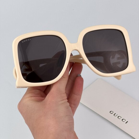 Gucci GG1326S 009 BRAND NEW Sunglasses Ivory Grey Mirror Oversized Square Women - Picture 1 of 10